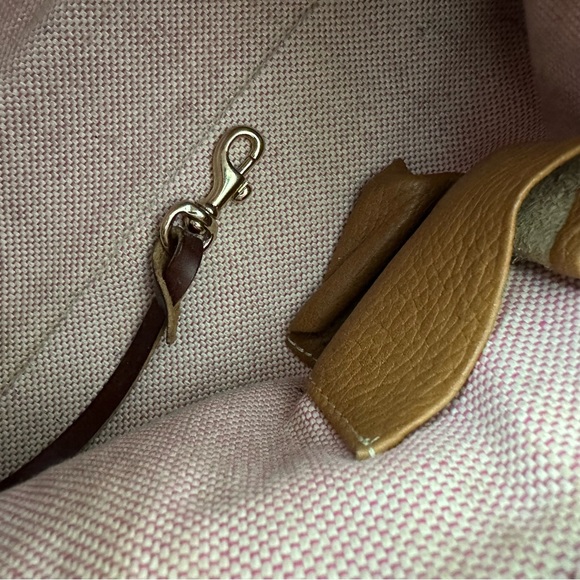 Dooney & Bourke - Tan Leather Mini East West Slouch Shoulder Bag - Picture 11 of 16